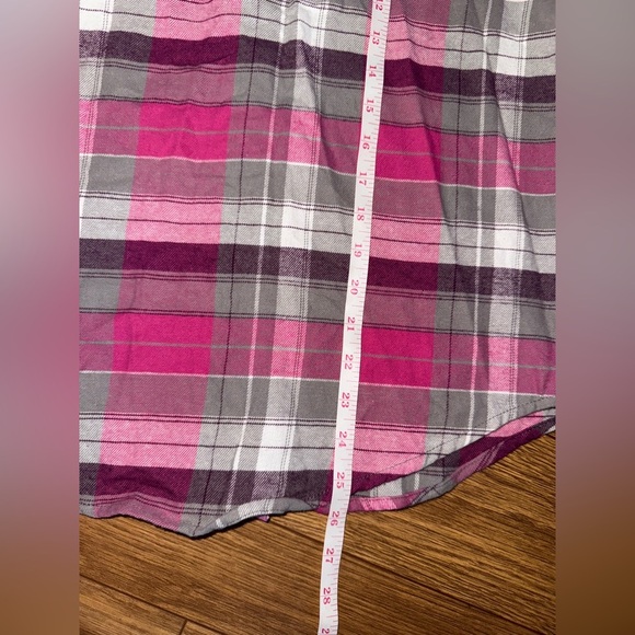 Canada Weather Gear Womens Pink Gray Flannel Shirt Size Medium - Picture 4 of 9